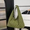 Bolsa de Ombro Minimalista Transfronteiriça com Bolinhas Texturizadas para Mulheres, Novo Modelo 2026, Bolsa de Mão/Ombro Versátil de Veludo Cotelê de Alta Qualidade