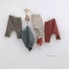 Calça Pp Grande Infantil Nova Coreana para Meninos e Meninas, Leggings Elásticas Caneladas Versáteis para Bebês e Crianças Pequenas na Primavera e Outono