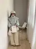 Jaqueta de Lã Doce com Gola Grande e Enchimento de Pato Feminina 2026 Inverno Estilo Coreano Cintura Marcada Emagrecedora Petite Casaco de Penas de Pato Branco Tendência