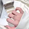 Anillo de Cristal Blanco Natural Transparente como el Hielo, Diseño Sencillo de Nicho, Sensación Elegante y de Alta Gama, Anillo Abierto de Lujo Ligero, Joyería Transfronteriza