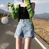 Pantalones cortos vaqueros rotos de celebridades de Internet para mujer, cintura alta, estilo coreano, verano 2021, nuevos pantalones cortos holgados de pierna ancha y corte A.