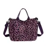 Nova Bolsa de Ombro Retrô de Leopardo para Outono Grande Capacidade Color Blocking Personalidade Estilosa Casual Simples Versátil Bolsa de Ombro Única Tendência