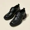 Zapatos Pequeños de Cuero Estilo Retro Británico para Mujer Otoño 2026 Nuevos Mocasines de Suela Gruesa Puntera Redonda Tacón Grueso Velcro Zapatos de Una Sola Pieza Mujer