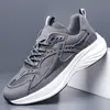 Zapatos de Hombre de Talla Grande Transfronterizos Primavera 2025 Nuevos Zapatos para Correr de Estudiante Tenis Zapatos Casuales para Papá Zapatos de Moda