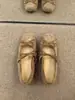 Zapatos de Salón Rojos de Gamuza con Punta Cuadrada Retro y Elevación Interna para Mujer Otoño Nuevo Estilo Coreano Zapatos Mary Jane Estilo Ballet
