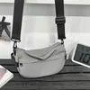 Bolsa de lona estilo ins japonés 2026 Nuevo estilo Otoño Versión coreana Elegante Bolso de axila Popular de alto valor Bolso de un solo hombro Cruzado
