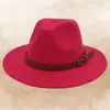 Fedora de lana de moda europea y americana con logotipo personalizado, fedora de jazz de estilo retro británico, sombrero de fieltro de ala plana unisex