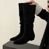 Novas Botas Western Cowboy de Camurça 2025 com Aumento de Altura, Botas Femininas de Cano Alto Vintage Emagrecedoras de Solado Plano Acima do Joelho
