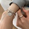 Pulsera de etiqueta metálica multicapa diseño para mujer nicho retro personalidad simple temperamento combinable pulsera de moda pulsera