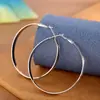 Pendientes S925 de Plata de Ley Sencillos Versátiles Moda Versátil Nicho para Mujer Pendientes de Gota de Pegamento