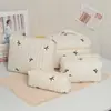 2025 Nuevo Bolso de Cosméticos Bordado de Mariposa Estilo Ins Bolso de Artículos de Tocador Simple Gran Capacidad Bolso de Hombro Bolso de Mano para Cosméticos Cosméticos