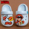 Auténticos Zuecos de Playa Nezha Summer Kidsren's para Niños y Niñas, Sandalias Antideslizantes de Dibujos Animados con Puntera y Suela Blanda