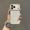 Capa de Celular Bee Guest com Furos para Dissipação de Calor Compatível com iPhone 17 Pro Max Bloqueio de Cores Se Torna Instantaneamente uma Janela Grande Apple 16 Magnética