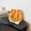 Bolsa de Lona Estilo Coreano 2026 con Letras e Impresión Ins, Bolso de Hombro para Viajes Diarios con Cordón, Gran Capacidad, en Color Beige y Café