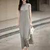 Saia Longa Sem Mangas Outono e Inverno Acima do Joelho para Mulheres, Vestido Longo de Tricô com Alças Finas e Gola Redonda, Saia Suéter Interna Lisa com Fenda Nova