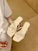 ¡Perfecto para tu primer encuentro con el verano! Sandalias de tanga, planas, de estilo coreano, de nicho, para mujer, colección de verano 2026, diseño simple, ideales para viajes y salidas a la playa