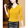 Foto real outono e inverno 2023 novo gola V temperamento versátil malha de seda brilhante com strass quente manga longa blusa base feminina