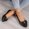 Novos Sapatos Versáteis de Bico Fino e Salto Baixo para Mulheres da Primavera de 2026, Elegantes com Laço e Strass, Confortáveis para Mães que Trabalham, Tamanho Grande