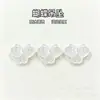Colgante de flor de cinco pétalos de calcedonia blanco hielo, ágata natural de doble cara de hielo de alta calidad, colgante de flor de la fortuna estilo chino nuevo al por mayor