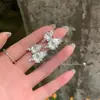 Pendientes de Zirconia con Forma de Abanico para Mujer, Estilo Hada Francesa Súper, Pendientes Elegantes de Lujo Accesible de Nicho de Gama Alta, Pendientes Únicos y Hermosos