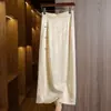 Nova Saia de Cetim Estilo Chinês para Mulheres Primavera/Verão 2026 Nova Cintura Alta Jacquard Fenda Média Saia Evasê Nicho