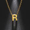 La joyería de moda europea y americana no se desvanece, venta al por mayor al contado, oro K real de 18 quilates, colgante de acero inoxidable, collar con 26 letras del alfabeto inglés