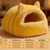 Cama para Gato Invierno Cálida Semi-Cerrada Algodón Suave Casa para Gato Interior Universal Forma de Oreja de Gato Cama para Mascota En Stock Venta al por Mayor