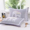 Al por mayor Toalla de almohada de gasa de tres capas Algodón Jacquard para adultos Hogar Dibujos animados Estudiante Transpirable Suave Fabricante de almohadas Amigable con la piel y absorbente de sudor