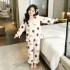 Dulce pijama infantil, de manga larga y pantalón largo, estilo fino para primavera y otoño, nuevo modelo 2026, cuello de muñeca de algodón nube, ropa de casa para niñas