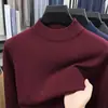 Novo suéter masculino de outono e inverno, cor sólida, antipilling, suéter de lã de malha fina, manga longa, gola alta meia-altura, vestuário masculino