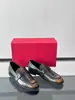 Mocasines Retro de Cuero Genuino Pulido para Hombre FRGM Hebilla Metálica Slip-on Zapatos de Cuero para Hombre Perezoso Fuente Transfronteriza Europea Americana