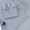 Pijama Masculino Estilo Primavera e Outono Tamanho Grande Simples Imitação de Algodão Fino Manga Longa 2026 Novo Conjunto de Roupa de Casa de Verão Masculino