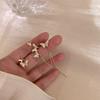 Aretes asimétricos de mariposa elegantes aretes para el cartílago de la oreja línea para una oreja 2023 nueva moda aretes de borla s925