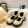 Zapatos Pequeños de Cuero Mary Jane de Suela Gruesa y Tacón Grueso para Mujer 2025 Invierno Nuevo Estilo Británico Versátiles Mocasines con Hebilla de Mariposa Venta al por Mayor