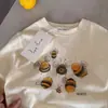 Camiseta 100% algodão para crianças, design de desenho animado, camada base para primavera e outono, nova blusa de bebê, manga longa estampada para meninas, estilosa