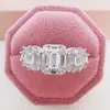 Moda Joyería de Lujo Europea y Americana Anillo Cuadrado de Diamante y Circonita para Mujer Unisex F1389