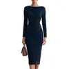 Vestido elegante de comprimento médio, justo ao corpo, com mangas compridas ombro a ombro, cintura franzida e fenda, para o trabalho, europeu e americano, de venda transfronteiriça
