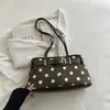 Bolsa de Mão Elegante com Bolinhas Nova Coleção Outono Cross2026 Alta Aparência Grande Capacidade para o Dia a Dia Ombro Único Sob o Braço