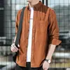 Camisa de manga larga para hombre estilo Hong Kong, diseño nuevo, versátil, ligera, con bolsillos, perfecta para primavera, camisa casual estilo japonés con buena caída