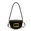Bolso bandolera simple para mujer, nuevo bolso versátil para hombro y bandolera de otoño e invierno 2026, bolso de axila versátil retro de nicho para mujer