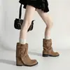 Botas de Caballero con Hebilla Metálica Versátil Estilo Retro Temperamento Chica Popular Punta Redonda Cubre Pantalón Botas Otoño 2026 Botas de Mezclilla Botas de Moda