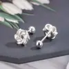 Aretes de Nudo de Flor para Mujer, Tornillos para Cartílago de la Oreja, Personalidad Exquisita de Nicho, Aretes Sencillos Versátiles para el Día a Día, Delicados, Accesorios para la Oreja