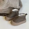 Botas de nieve para niños invierno nuevo más terciopelo más gruesas cálidas para niñas botas cortas de algodón grandes impermeables anti-patadas para niños zapatos de algodón