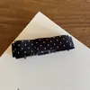 Presilha de Cabelo Estilo Coreano de Tecido com Bolinhas e Laço Clip Banana de Alta Qualidade Exquisite Clip para Nuca Clip Torcido Acessórios de Cabelo para Mulheres