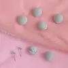 Fijador de Edredón Sábana Estilo Nuevo Artefacto Antideslizante sin Agujas Funda de Edredón Funda de Almohada Clip Invisible de Seguridad Hebilla de Liberación Reutilizable Agradable para la Piel