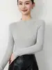 Lana finamente hilada, prêt-à-porter de primera línea, jersey de punto de cuello semi-alto, suéter ajustado para mujer, capa interior fina ajustada para otoño