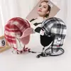 Nuevos Sombreros de Otoño e Invierno para Mujer, Lindos Sombreros Lei Feng de Hello Kitty, Elegantes Sombreros Cálidos a Prueba de Viento para Deportes al Aire Libre y Esquí