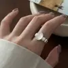 Anel de Prata 925 com Malha Oca, Pedra da Lua e Calcedônia Branca para Mulheres, Design Simples de Nicho, Anel Aberto Ajustável