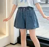 Shorts de Mezclilla de Verano para Niñas Moda Estudiantil Estilo Coreano Pantalones Capris Nuevas Llegadas Verano 2026 Niños Medianos y Grandes Pantalones Elegantes de Pierna Ancha