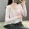Moda de Verano 2026 Elegante Vestido de Tirantes Versátil Ajustado con un Pequeño Top Protector Solar en Fresca Tela de Seda